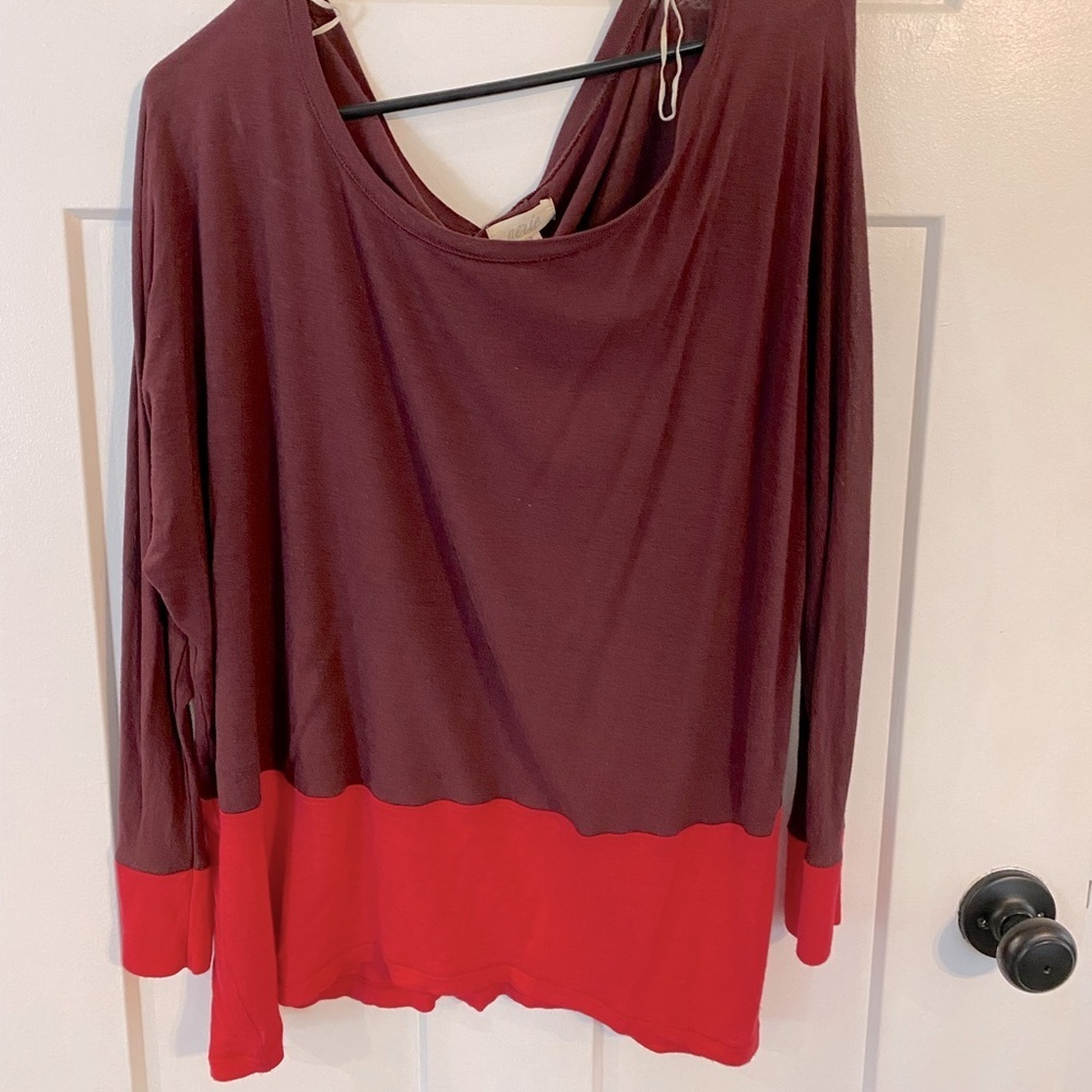 Aerie burgundy top